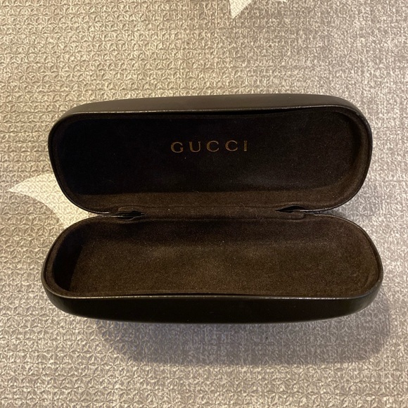 Gucci sunglasses case - Picture 5 of 6